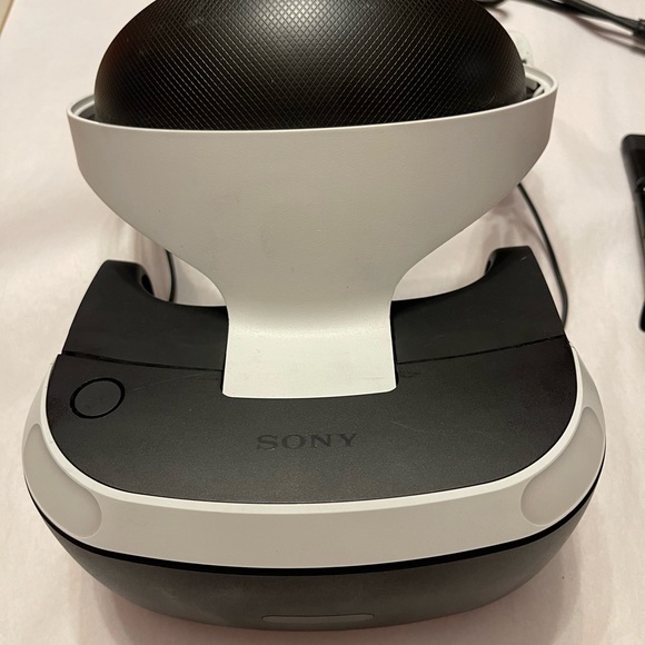 Playstaion VR by Sony VR Headset and Camera Set - Picture 2 of 15